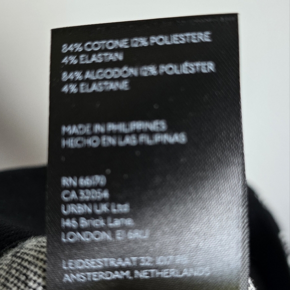 Anthropologie New The Margot Kick Flare Cropped Black Floral Pants Size Small - Picture 10 of 11